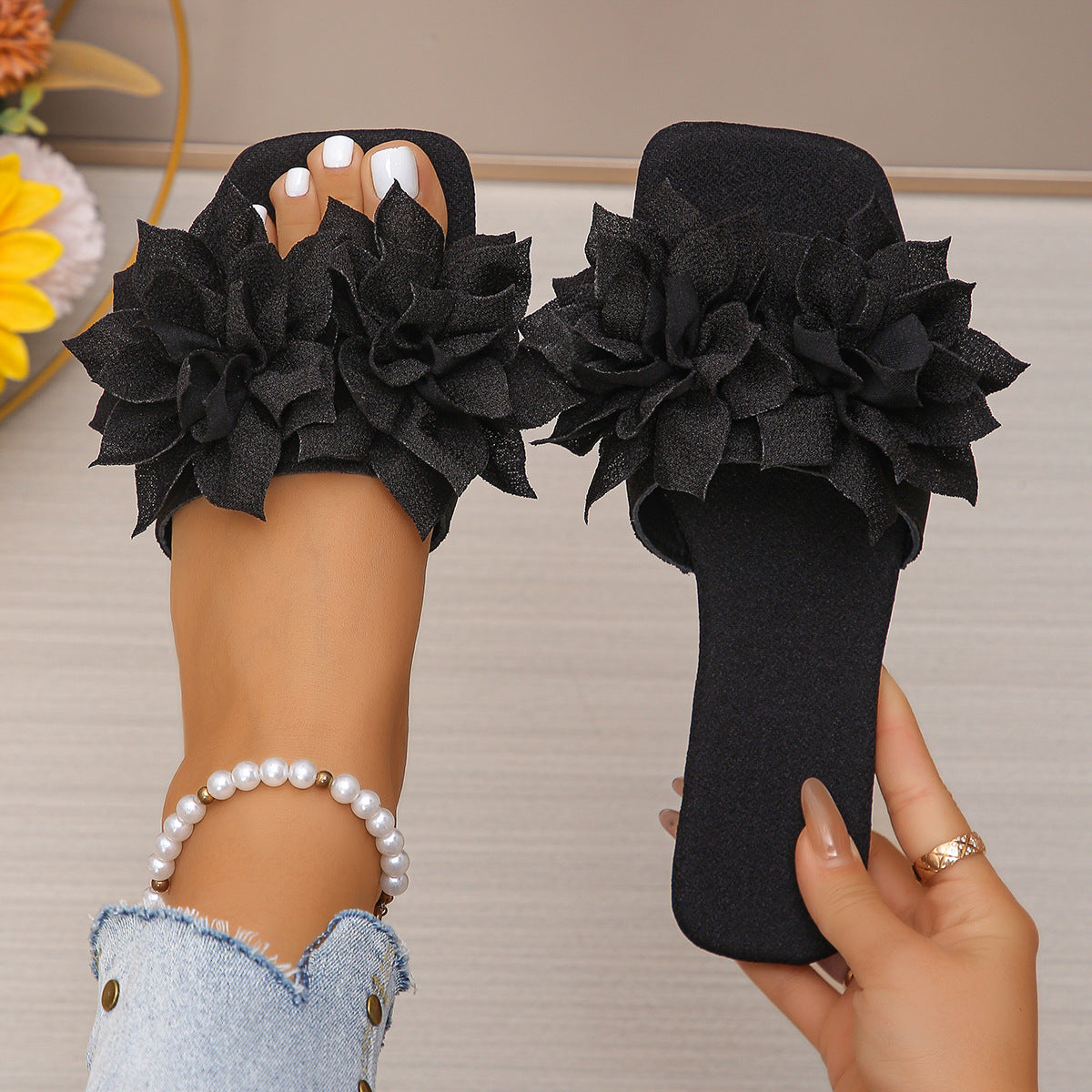 Female Creative Flower Square Headed Flat Bottomed Slippers