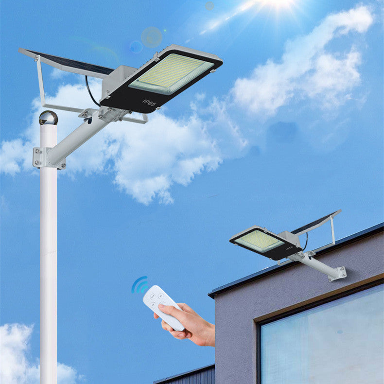 Solar-powered Outdoor Street Lamp