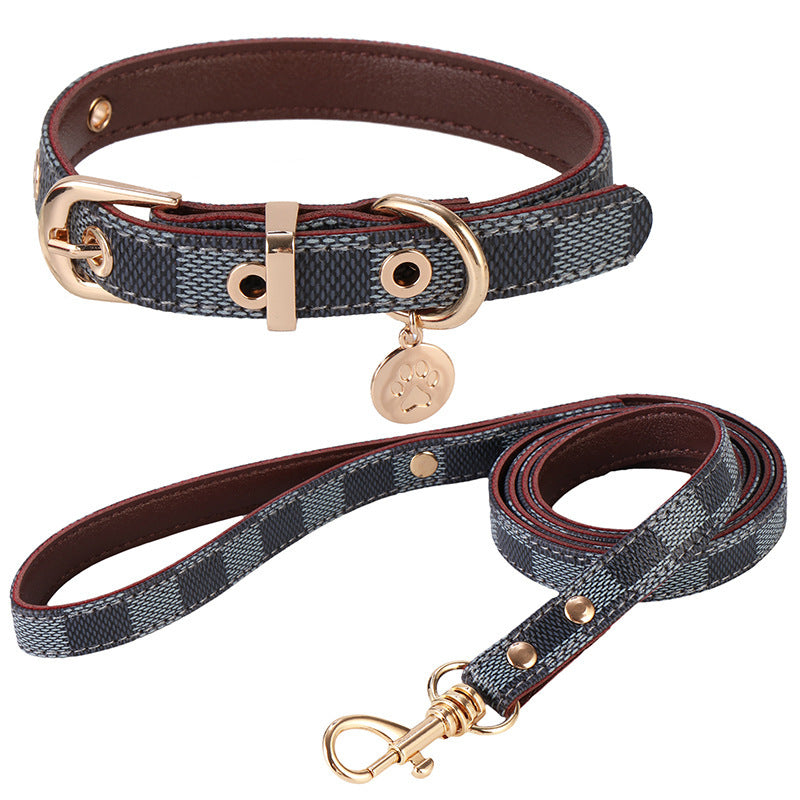 Hand Holding Rope Sets Of  Leather Collars For Small Pets