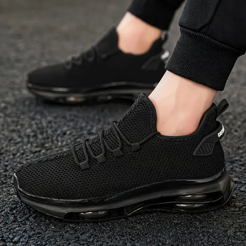 Trendy Breathable Soft Bottom Men's Casual Sneaker