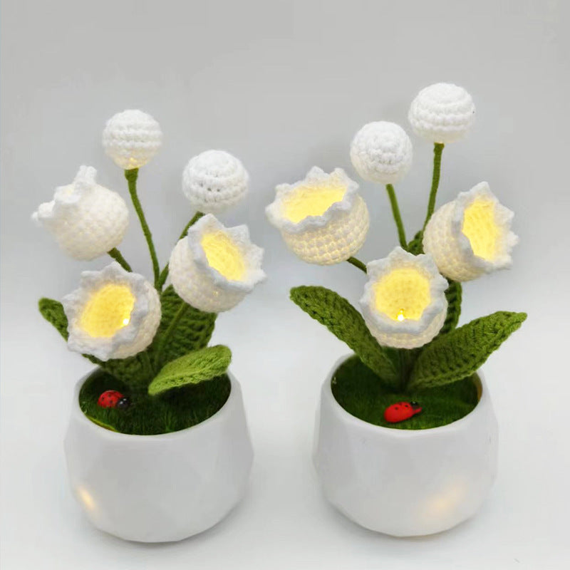 Hand-crocheted Small Night Lamp Ornament