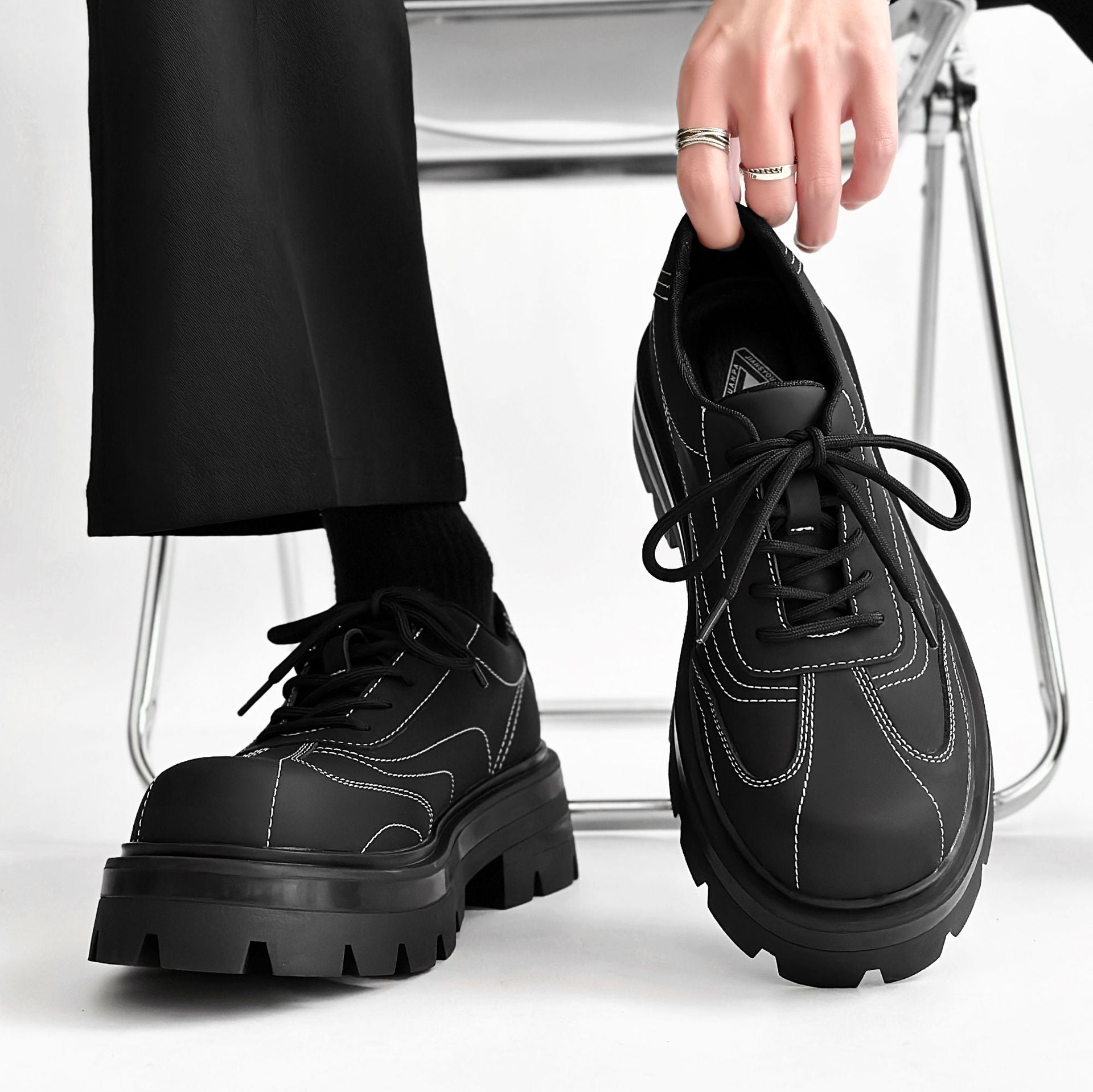 Thick-soled Matte British Commuter Leather Shoes