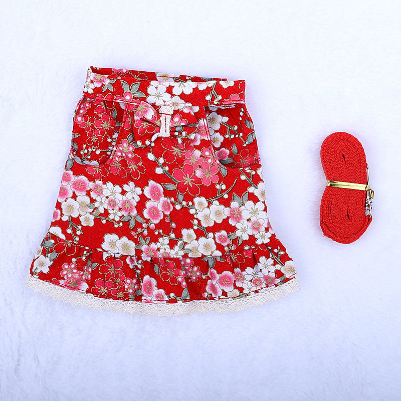 Rabbit Hand Holding Rope Chest Back Lace Skirt