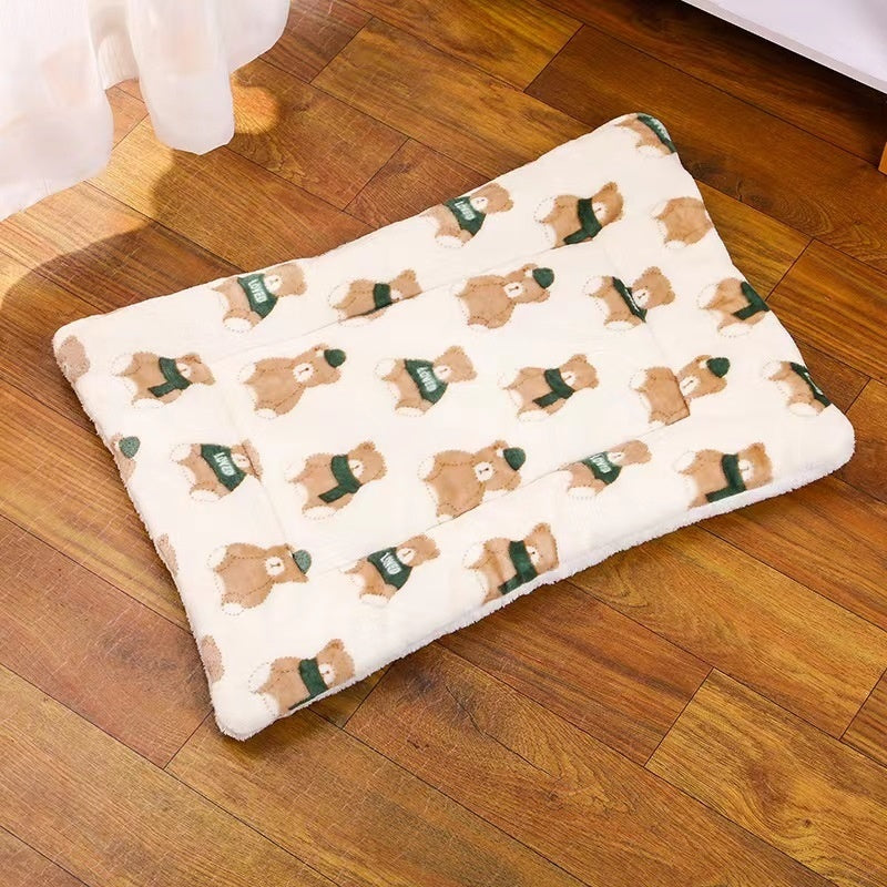 Thickened Autumn And Winter Warm Dogs And Cats Floor Mat Cat Dog Sleeping Universal Pet Bed