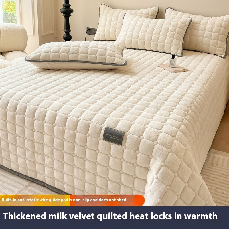 Milk Fiber Coral Fleece Bedspread One-piece Autumn And Winter Fleece-lined